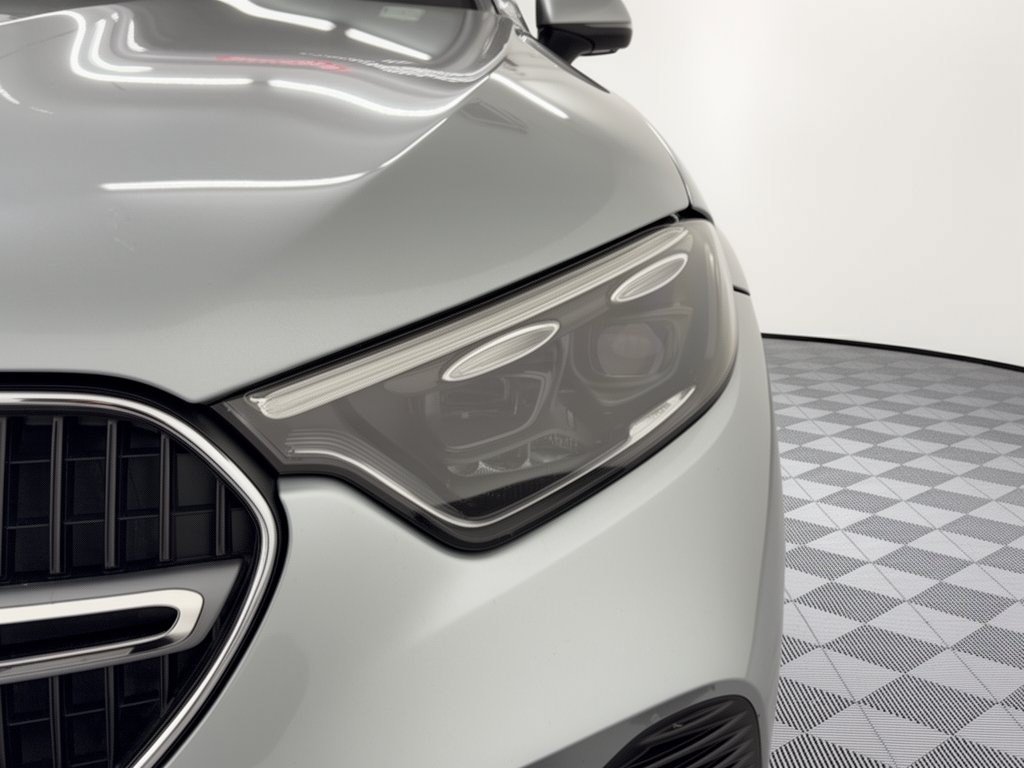 Used 2023 Mercedes-Benz GLC 300 image 12