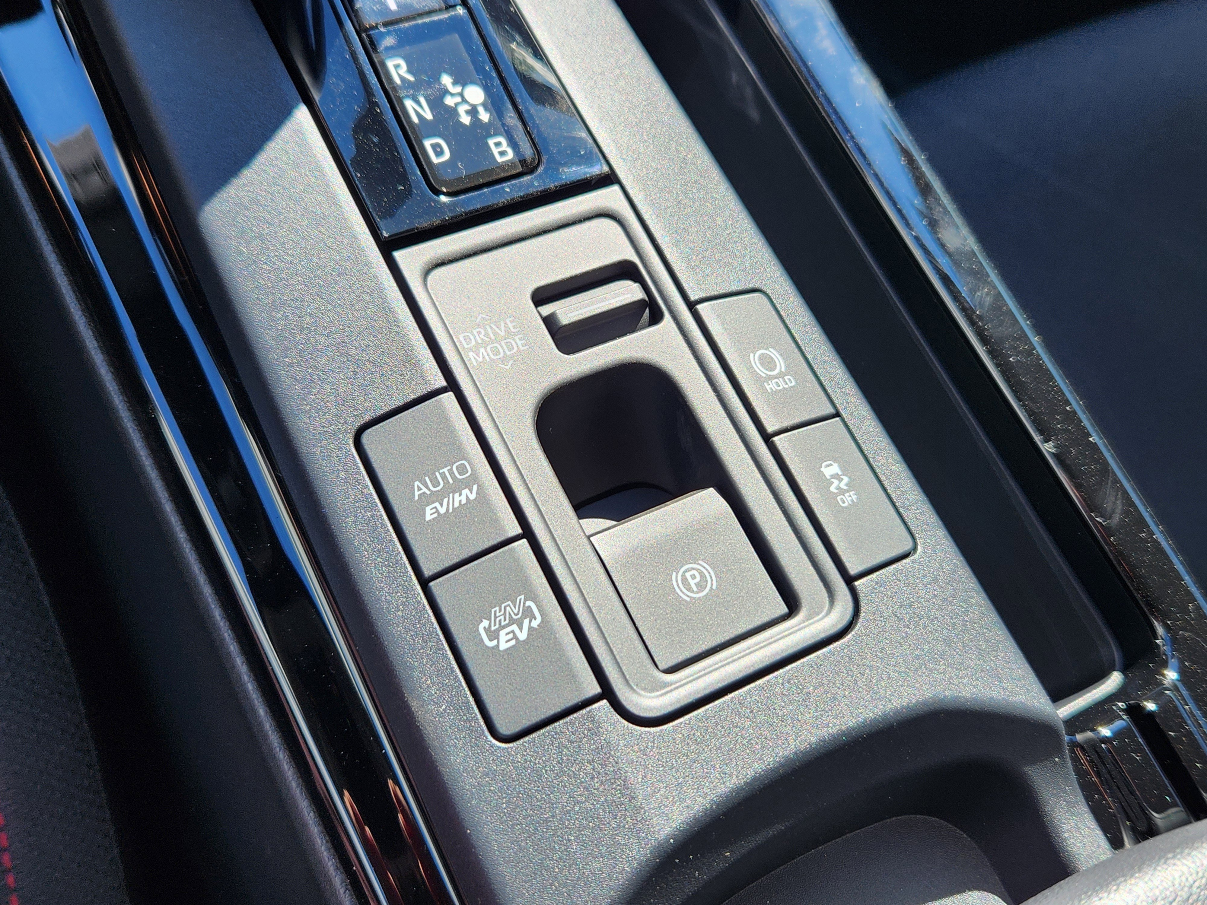 New 2026 Toyota Prius SE image 11