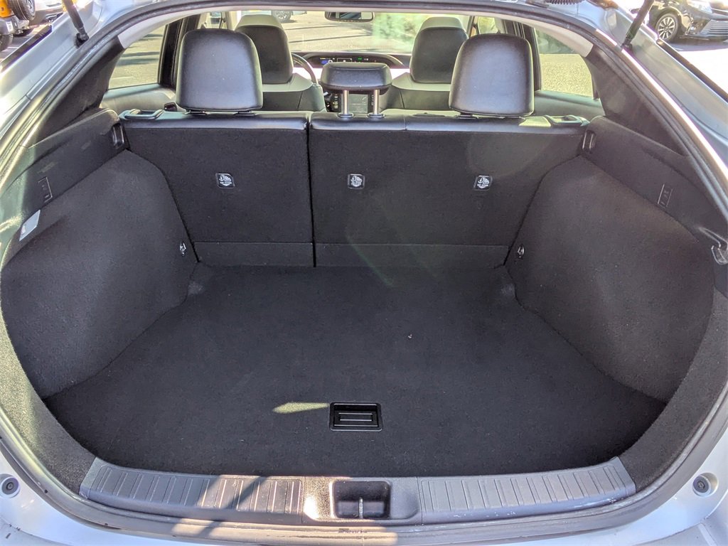 Used 2018 Toyota Prius Four image 14