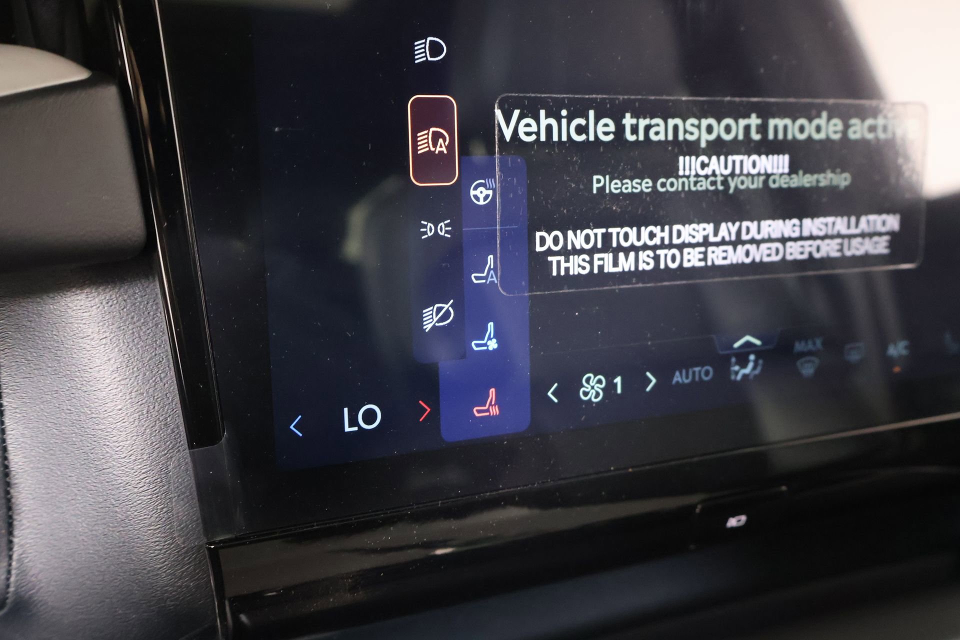 New 2026 Lincoln Navigator Reserve w/ Jet Appearance Package AWD/4WD image 7