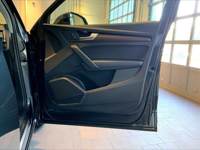 Certified 2023 Audi Q5 Premium w/ Convenience Package AWD/4WD image 28