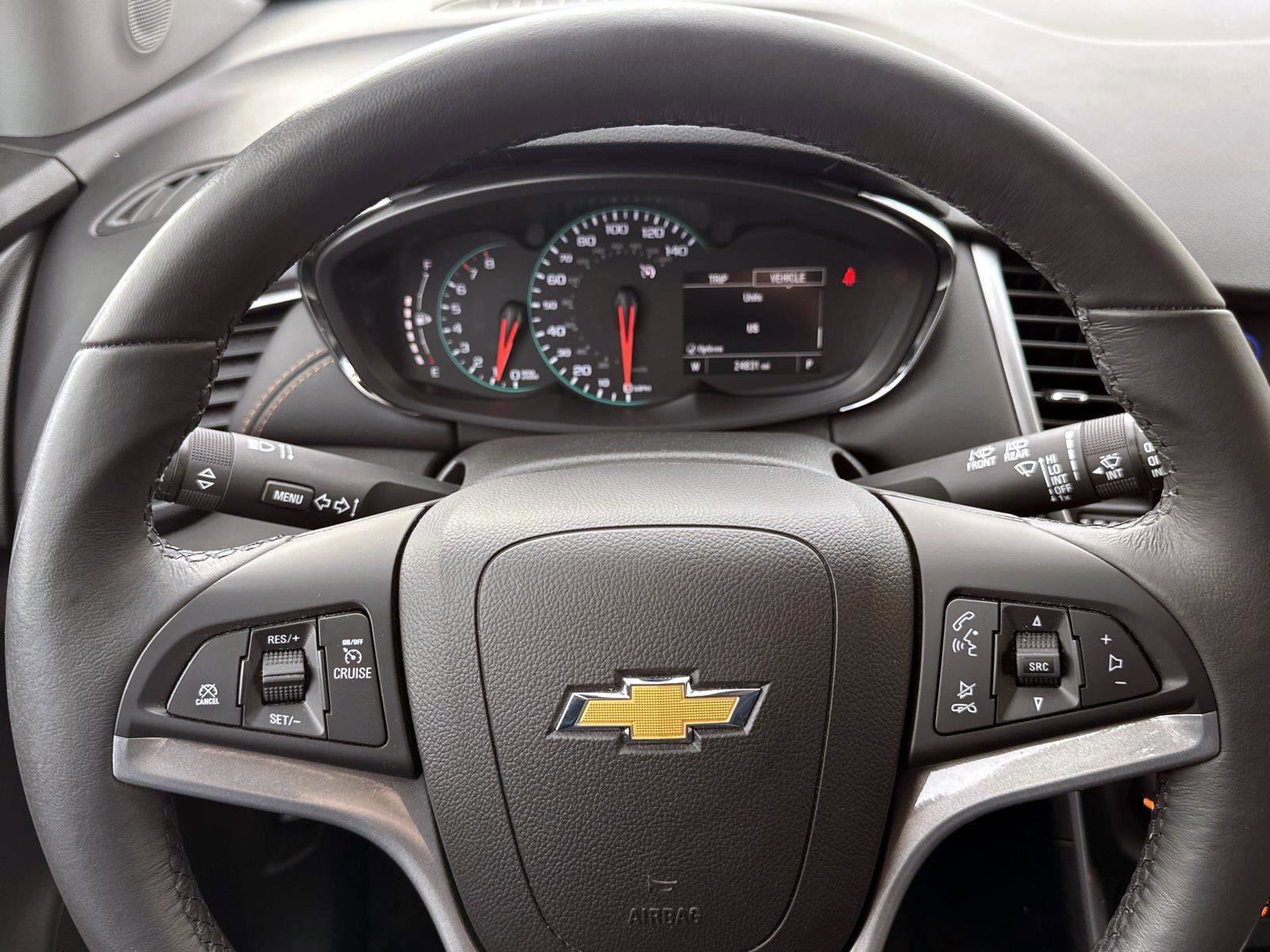 Certified 2022 Chevrolet Trax LT w/ LT Convenience Package image 18