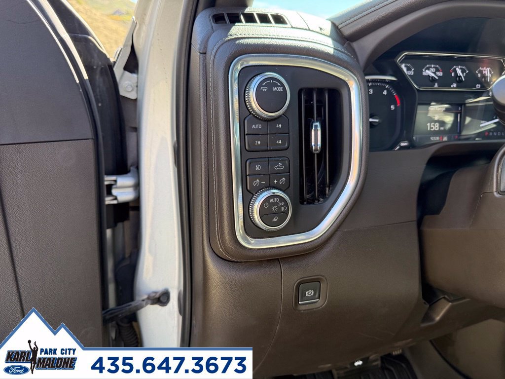 Used 2022 GMC Sierra 3500 SLT w/ SLT Premium Package AWD/4WD image 18
