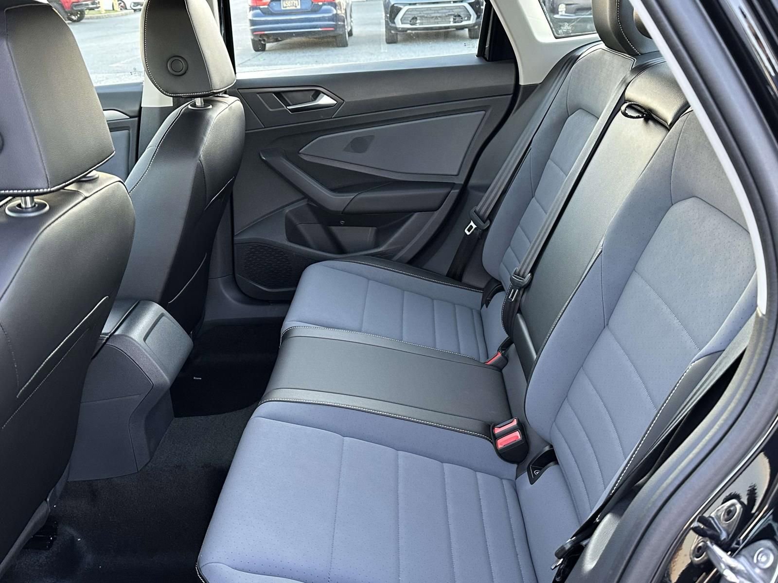 New 2026 Volkswagen Jetta SE image 13