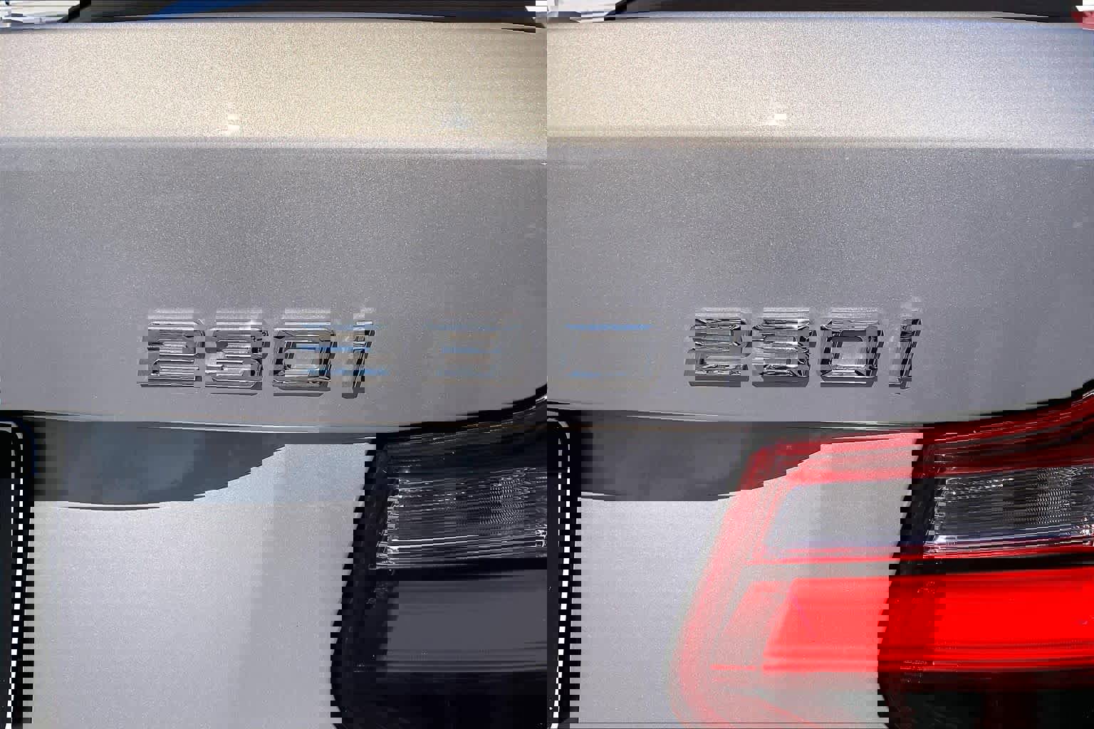 Used 2017 BMW 230i xDrive Convertible image 29