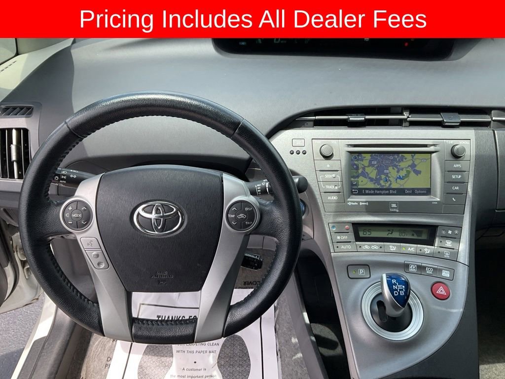 Used 2015 Toyota Prius Four FWD image 6