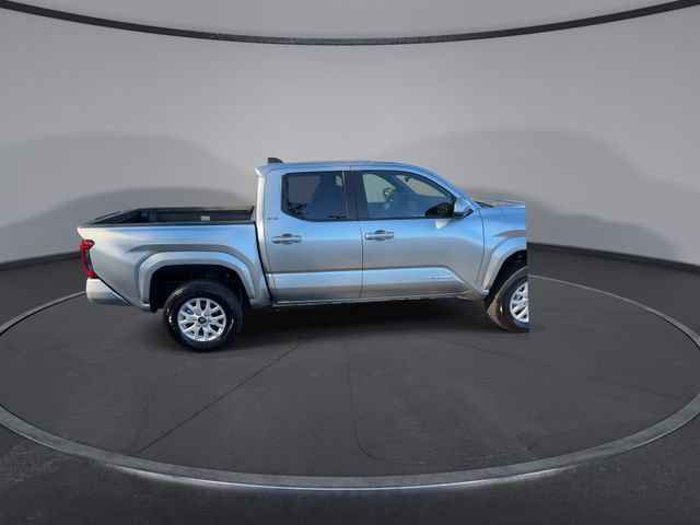 Used 2025 Toyota Tacoma SR5 image 18