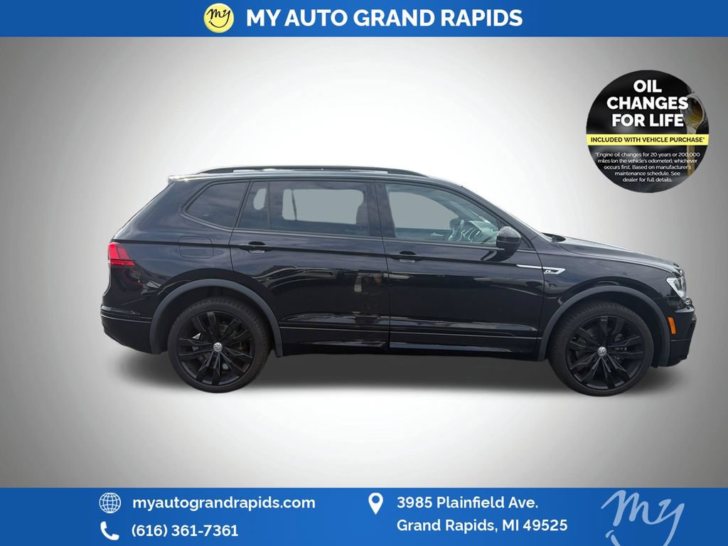 Used 2020 Volkswagen Tiguan SE R-Line w/ 3rd Row Seat Package AWD/4WD image 8