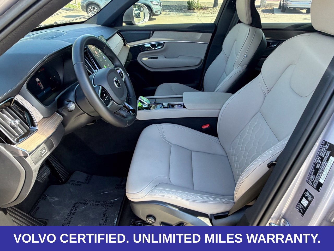 Certified 2026 Volvo XC90 B6 Plus AWD/4WD image 31