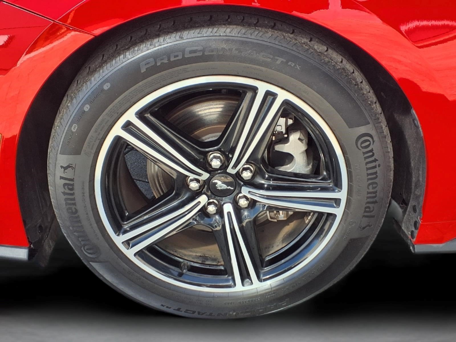 Used 2024 Ford Mustang Convertible RWD image 10
