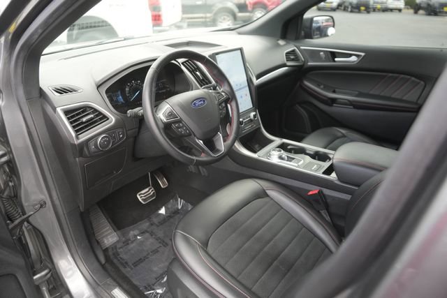 Used 2022 Ford Edge ST-Line image 8