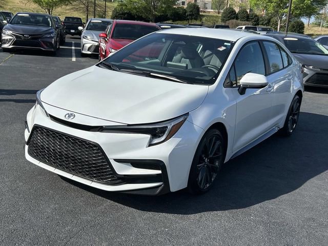 Used 2024 Toyota Corolla SE image 8
