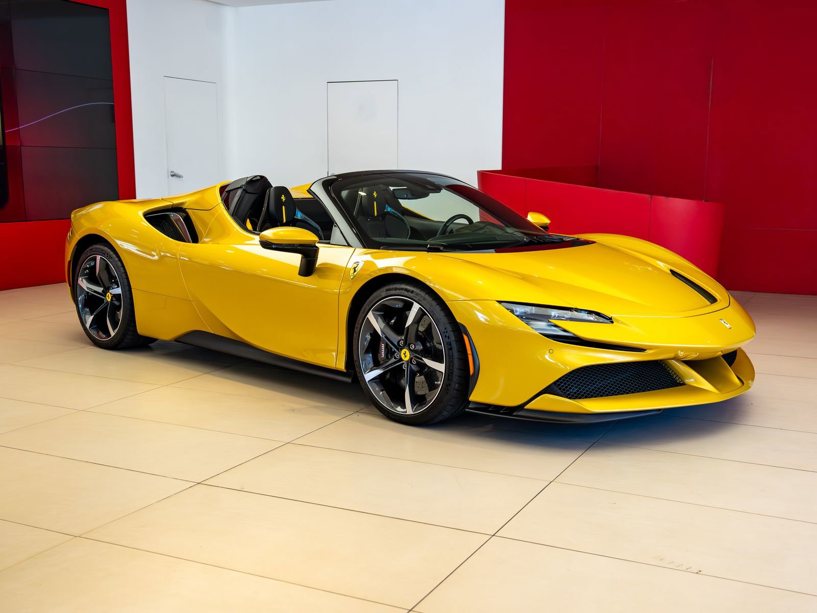 Certified 2023 Ferrari SF90 Spider AWD/4WD image 1