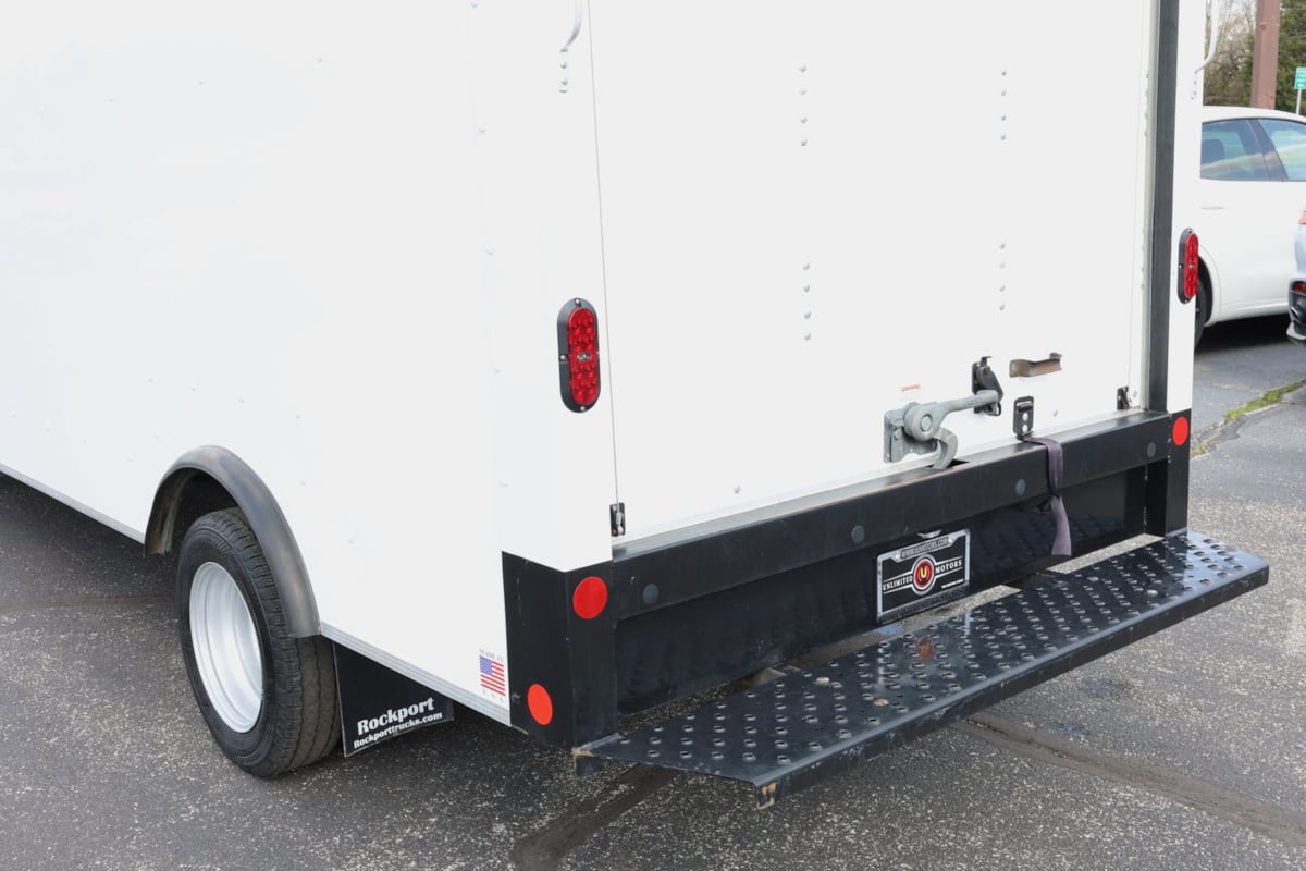 Used 2023 Ford Transit 350 DRW image 31
