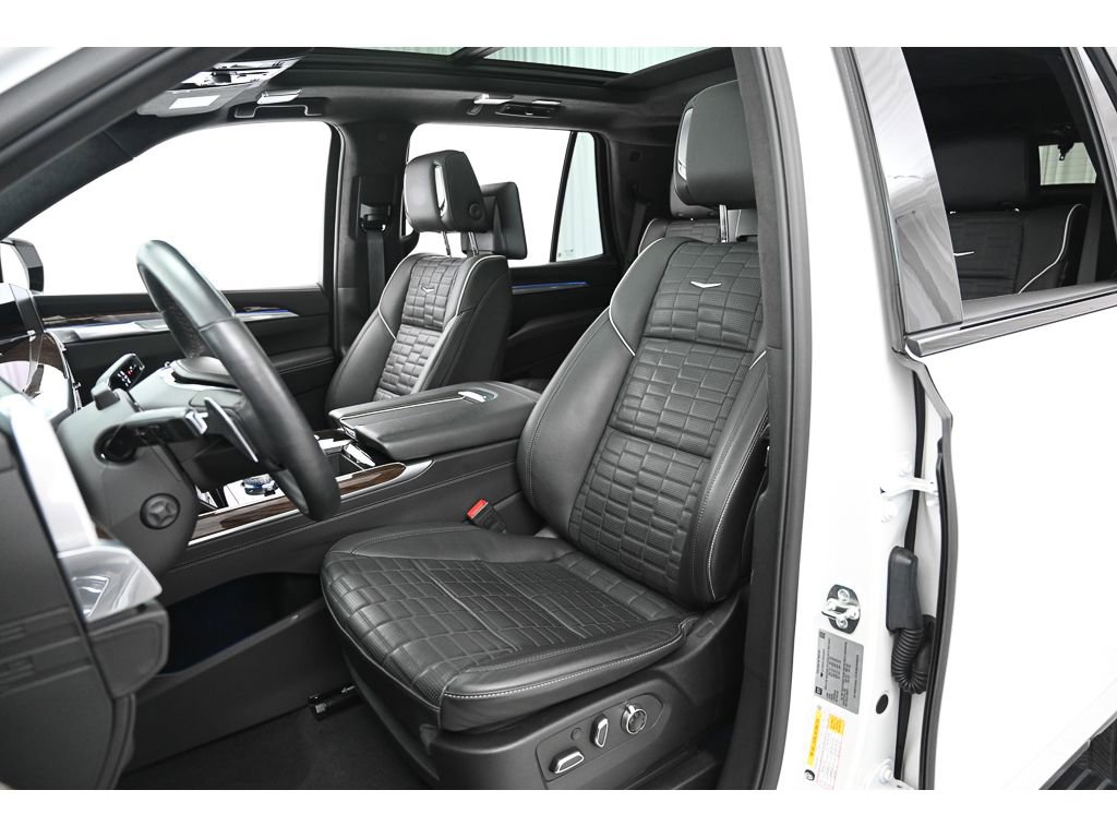 Used 2025 Cadillac Escalade Sport Platinum image 40