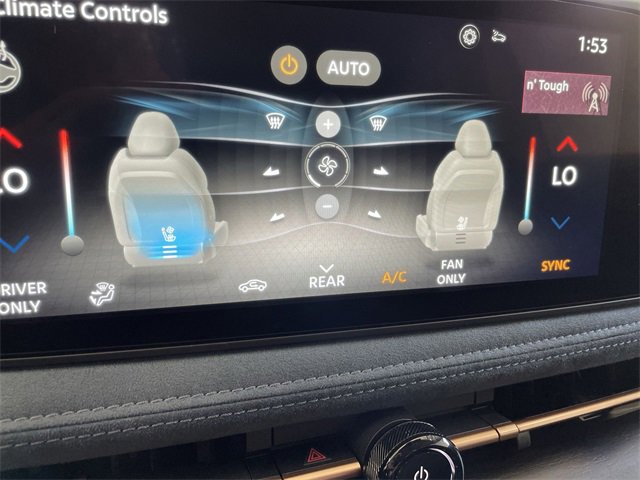 Certified 2025 Nissan Ariya Platinum image 33