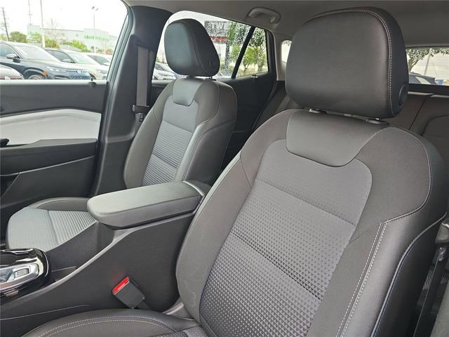 Used 2024 Chevrolet Trax LT w/ Driver Confidence Package image 14