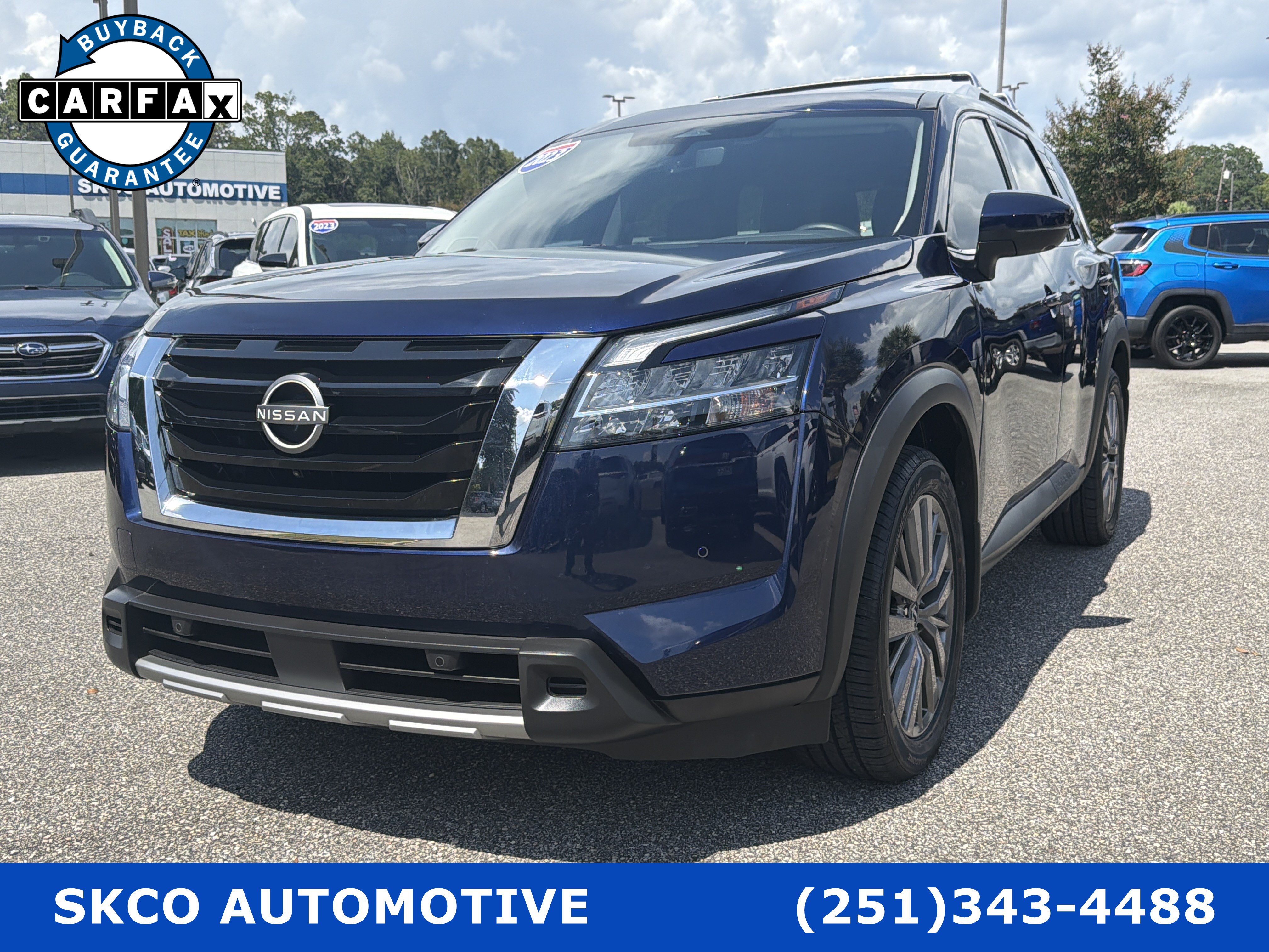Used 2023 Nissan Pathfinder SL w/ SL Premium Package