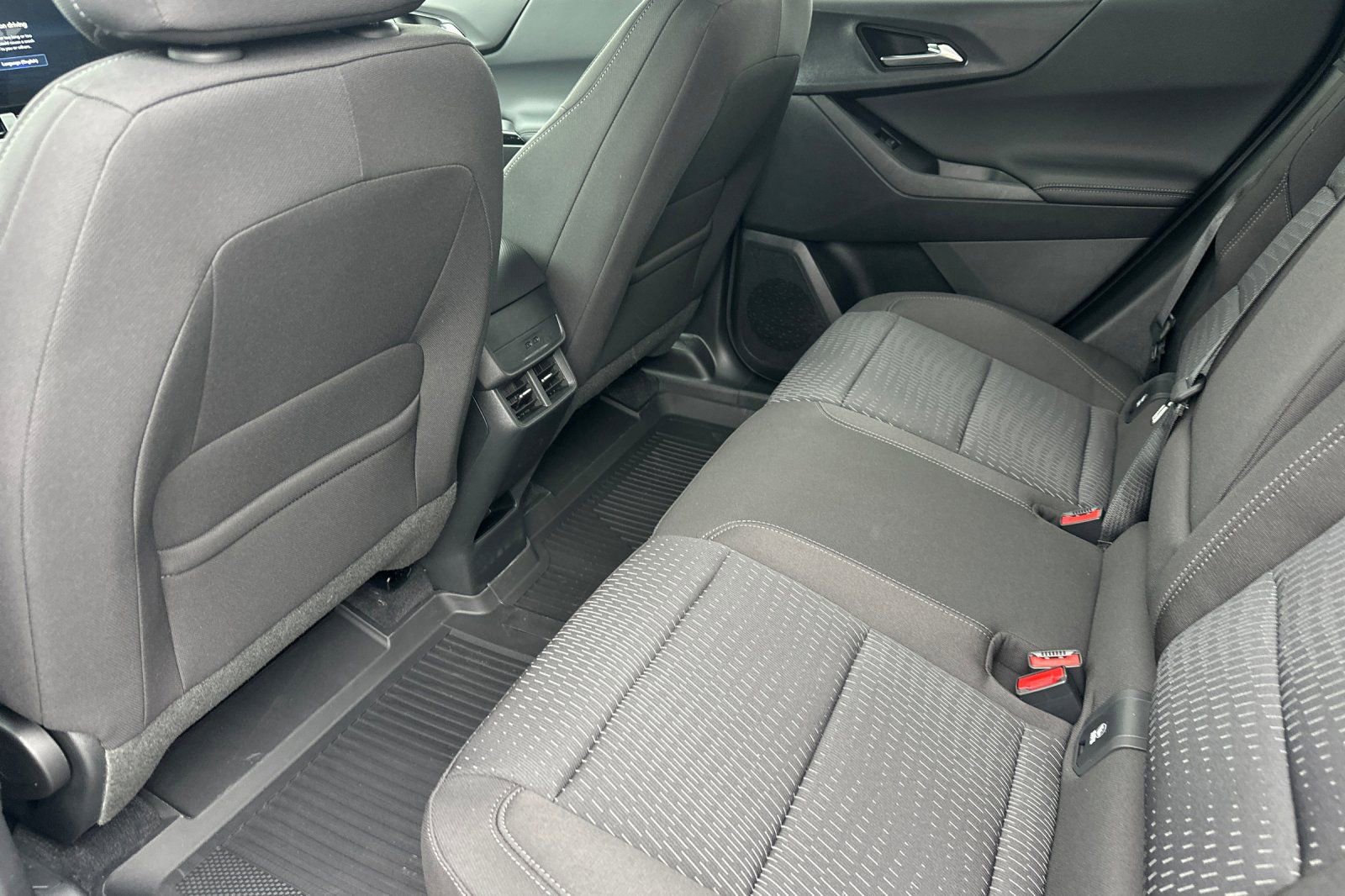 New 2026 Chevrolet Equinox LT w/ Safety and Technology Package image 13