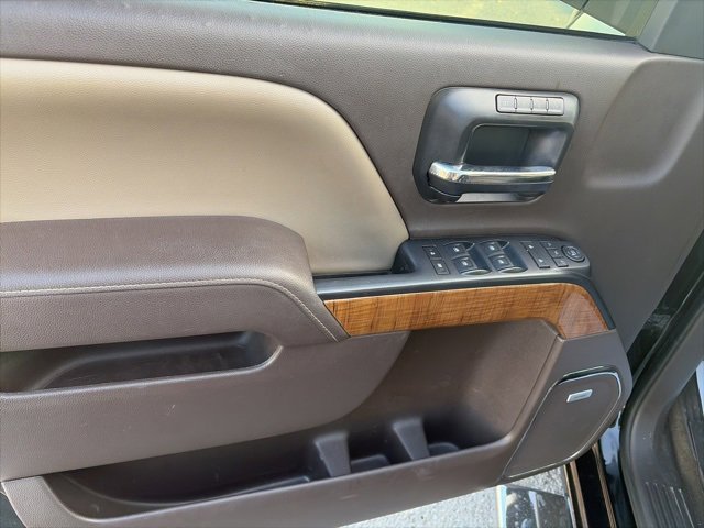 Used 2015 GMC Sierra 1500 SLT w/ SLT Crew Cab Value Package image 17