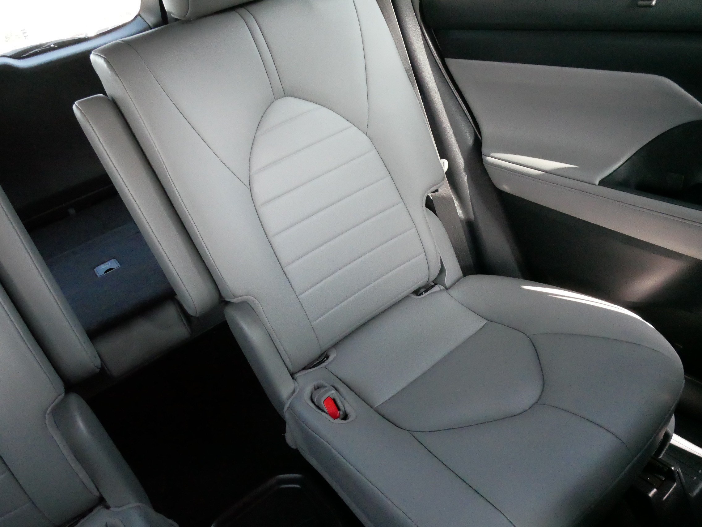 Certified 2026 Toyota Highlander XLE AWD/4WD image 14