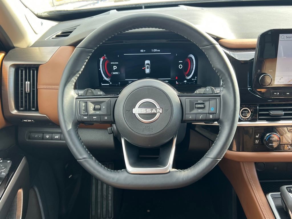 Used 2024 Nissan Pathfinder Platinum w/ Cargo Package image 21