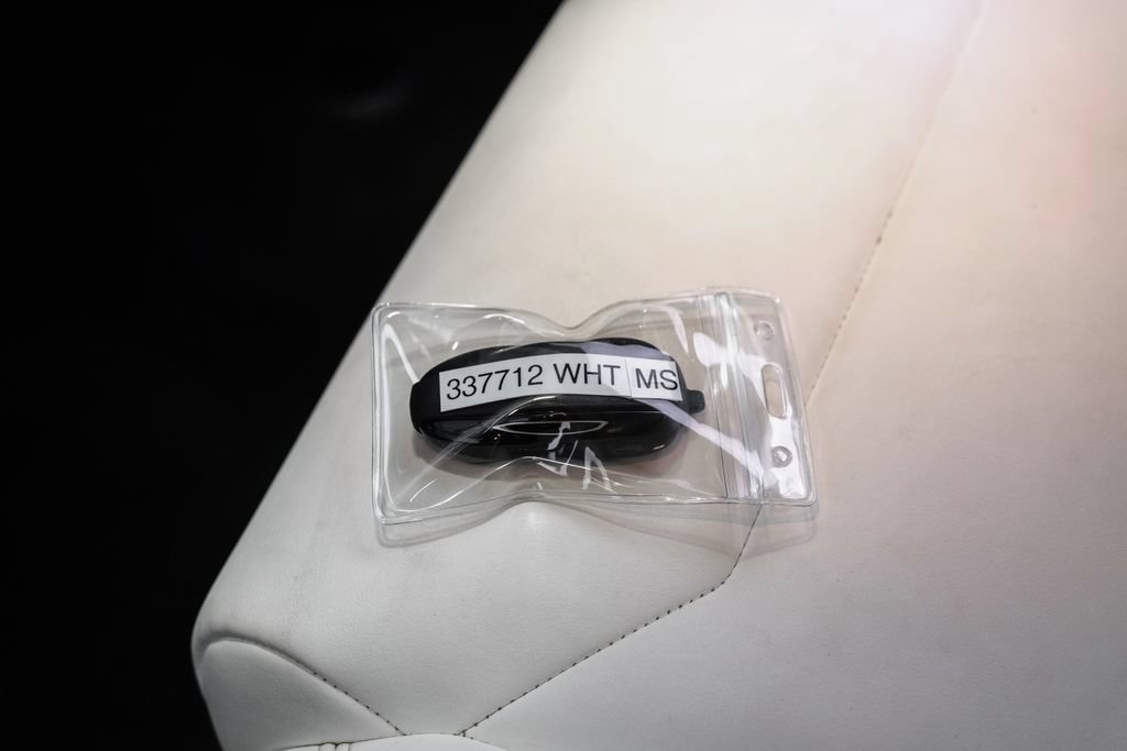 Used 2019 Tesla Model S Long Range AWD/4WD image 55