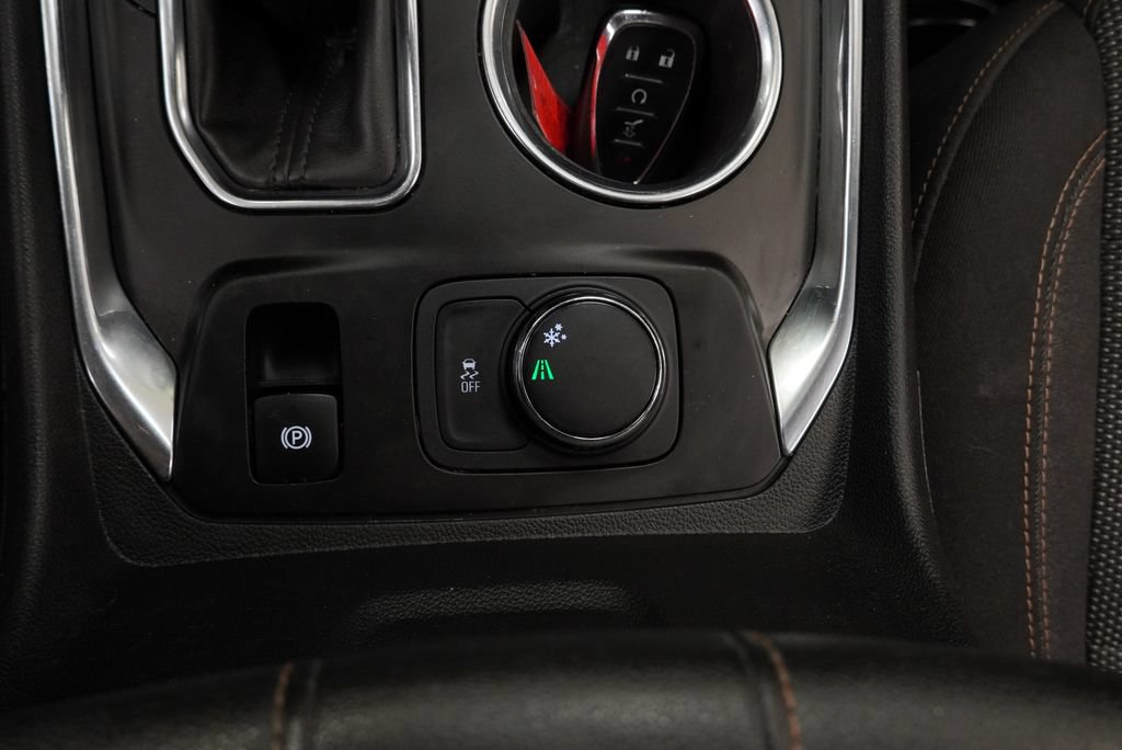 Used 2018 Chevrolet Traverse LT FWD image 24