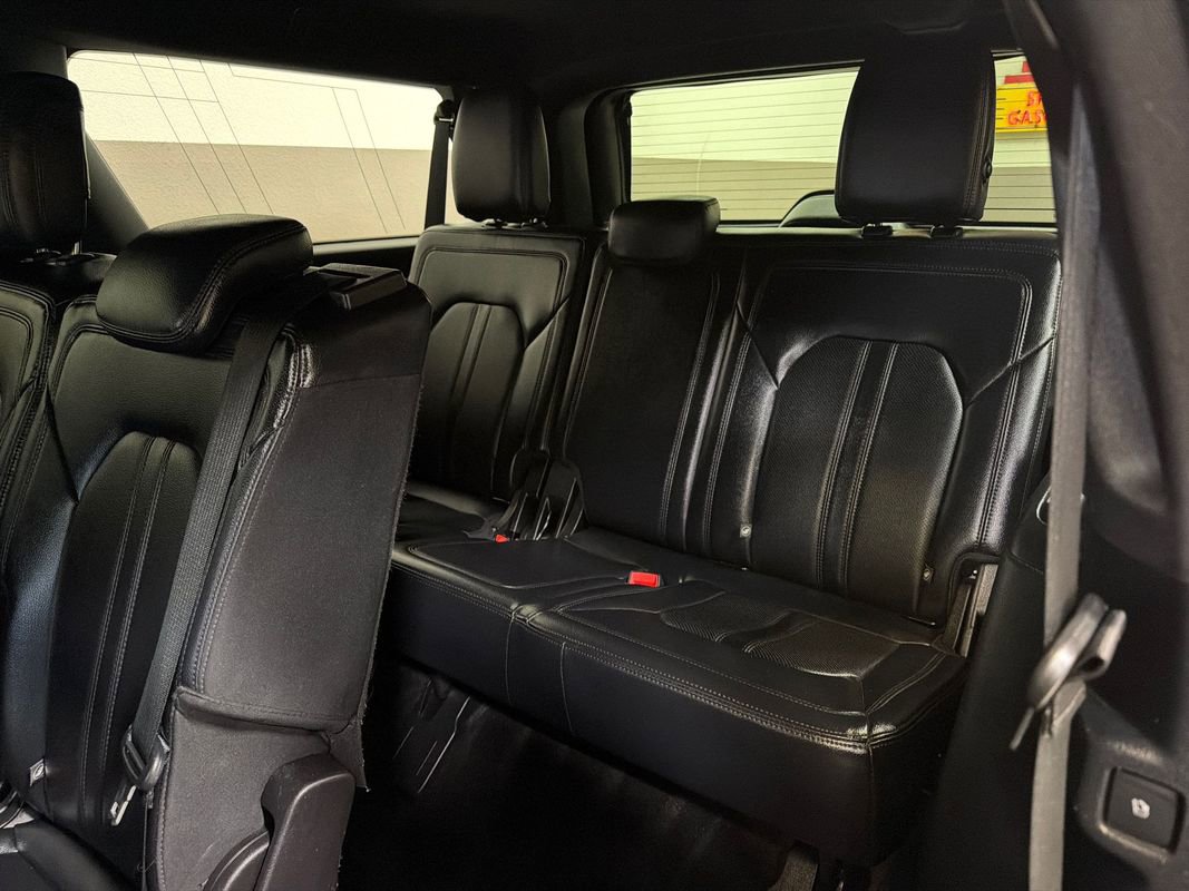 Used 2019 Ford Expedition Max Limited RWD image 28