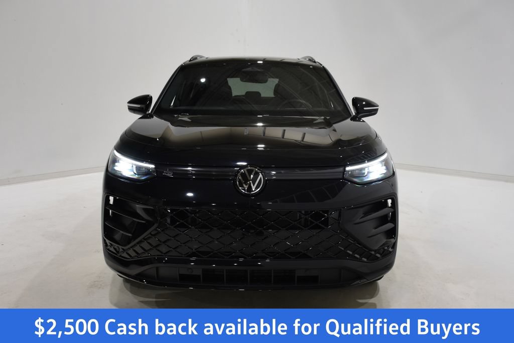 New 2026 Volkswagen Tiguan SE R-Line AWD/4WD image 2