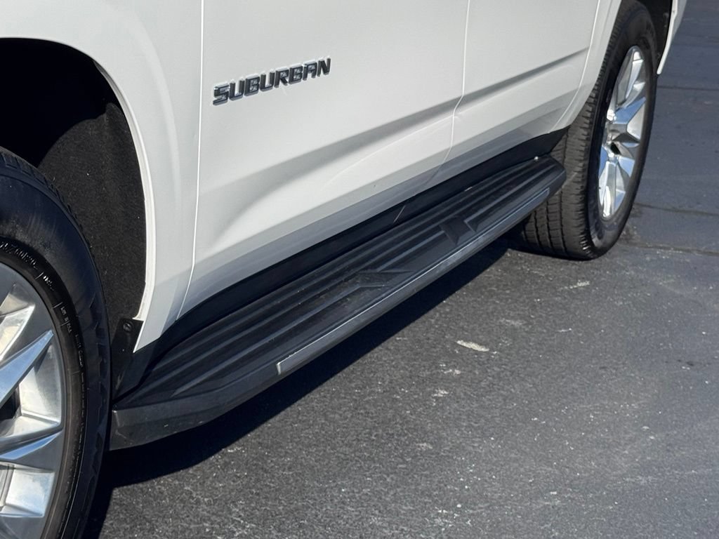Used 2021 Chevrolet Suburban Premier AWD/4WD image 42