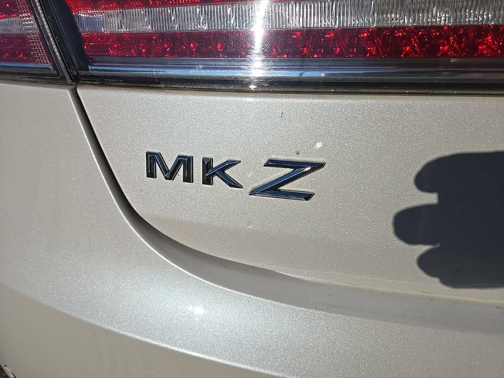 Used 2017 Lincoln MKZ Select FWD image 7