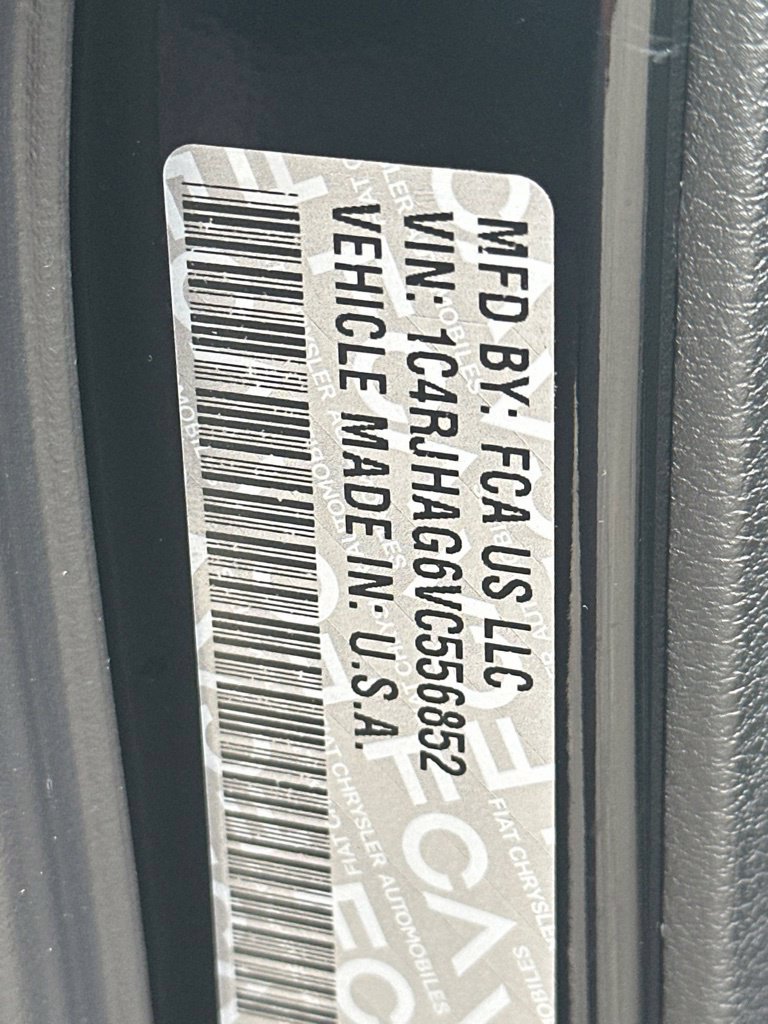 New 2027 Jeep Grand Cherokee Laredo X AWD/4WD image 34
