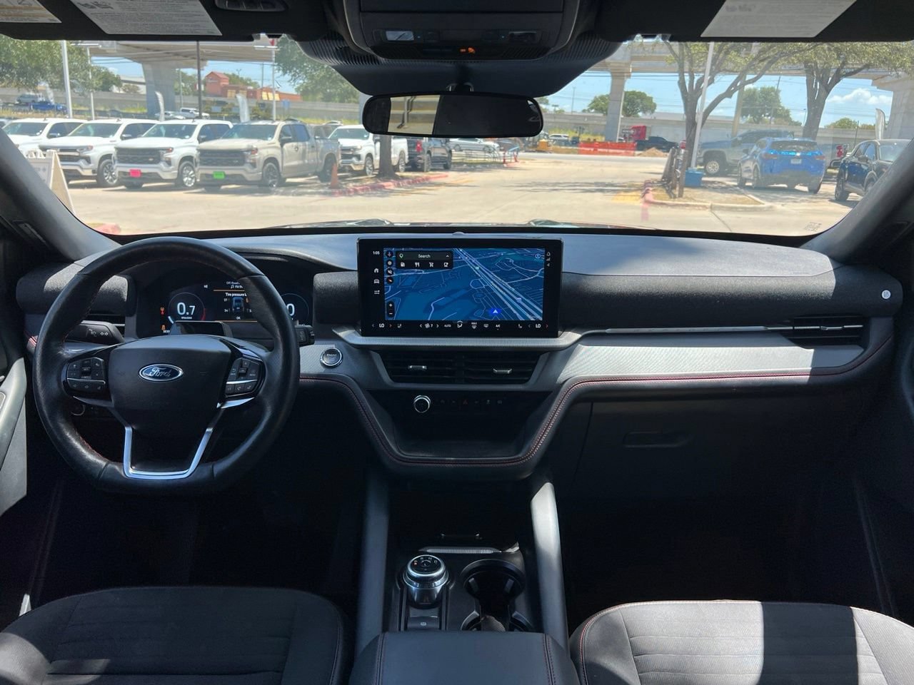 Used 2025 Ford Explorer ST-Line w/ ST-Line Street Pack AWD/4WD image 14