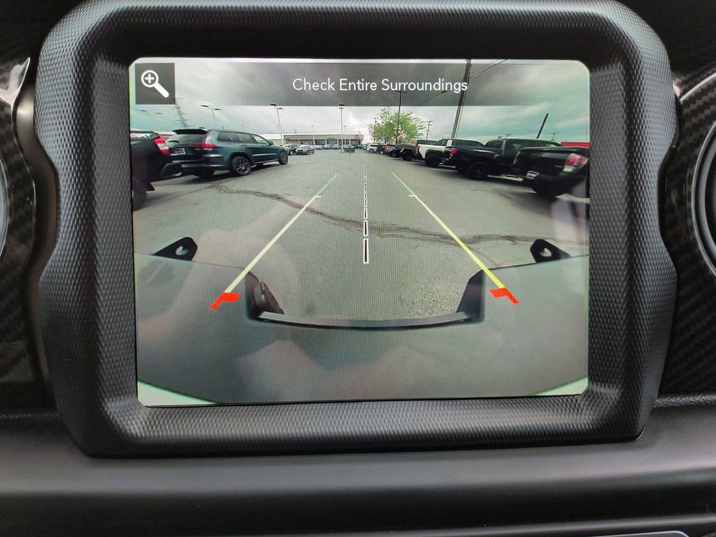 Used 2021 Jeep Gladiator Willys image 20