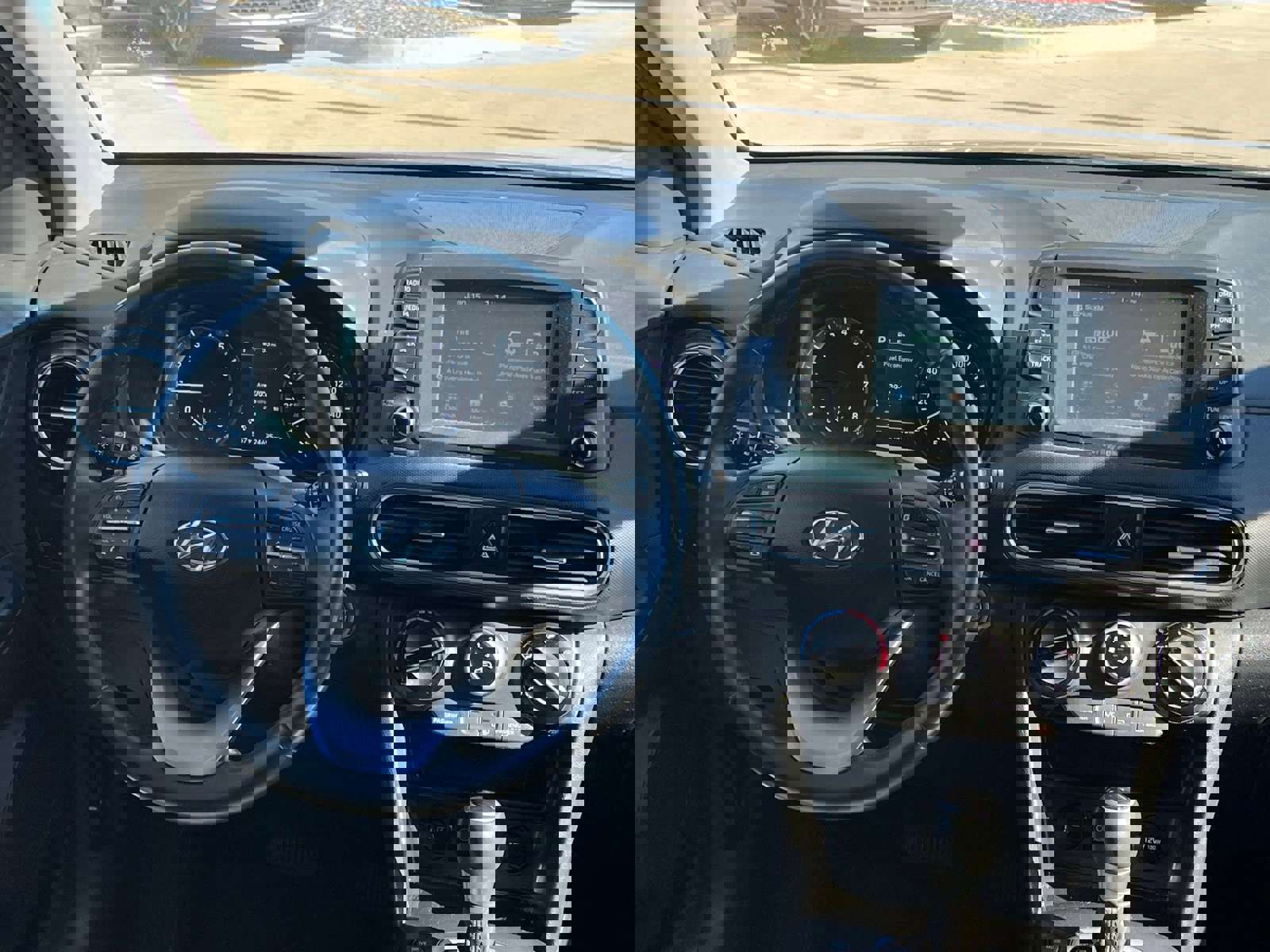 Used 2020 Hyundai Kona SEL Plus image 17