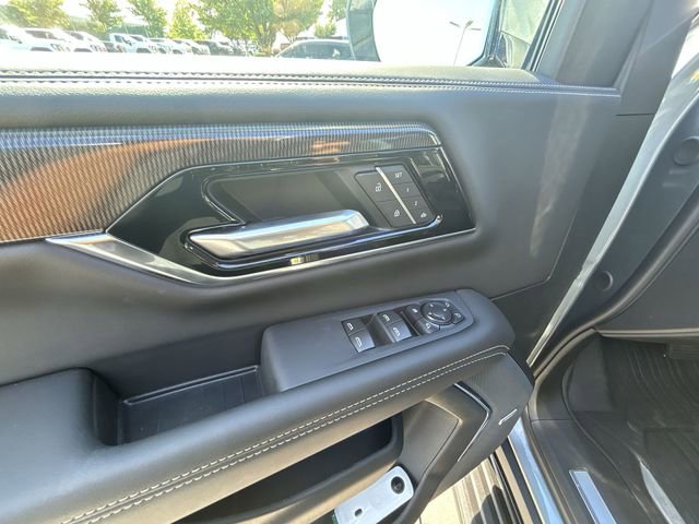 New 2026 GMC Yukon Elevation w/ Elevation Premium Package image 38