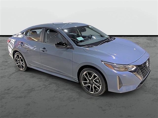Used 2025 Nissan Sentra SR FWD image 5