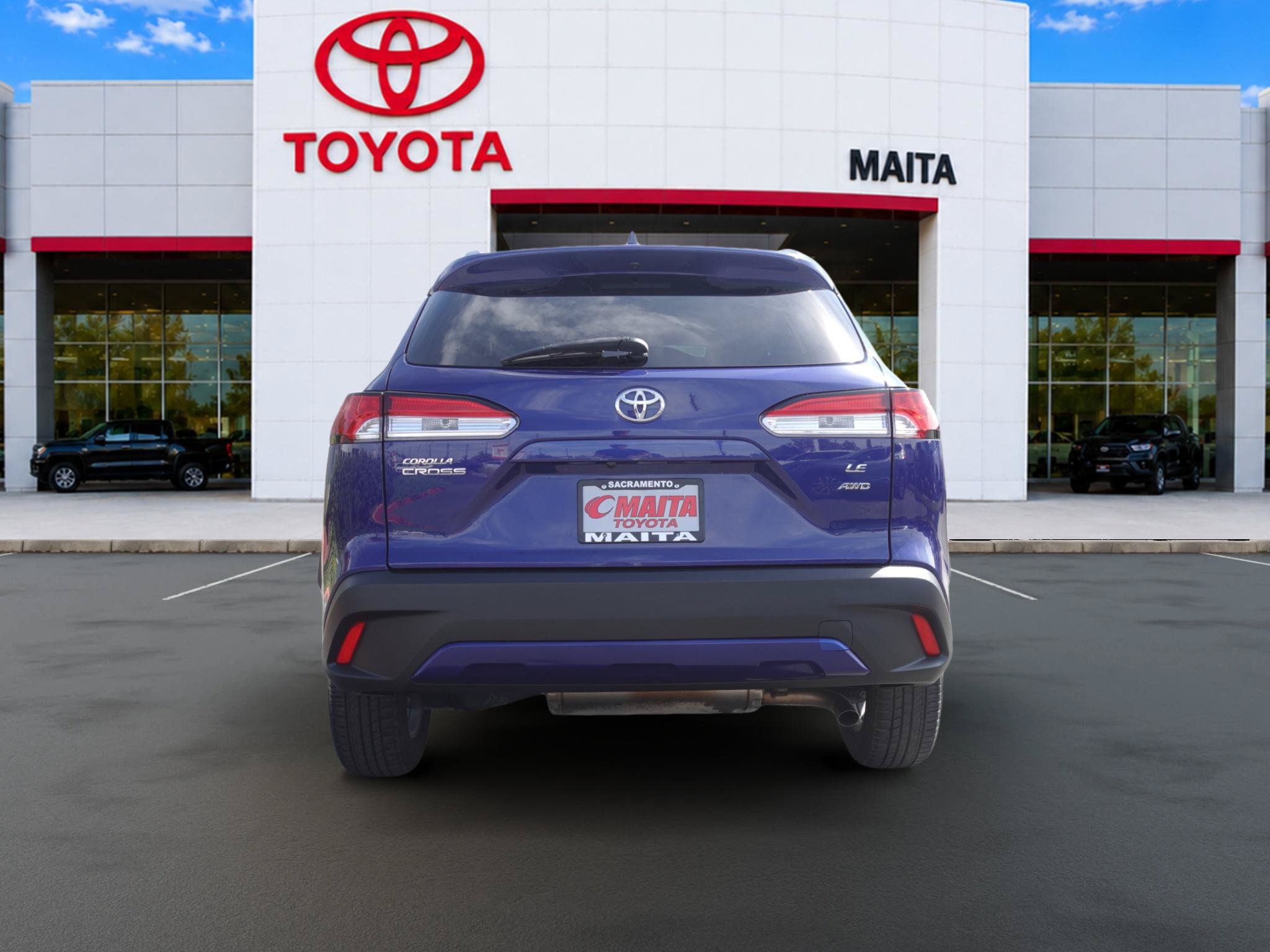 Certified 2022 Toyota Corolla Cross LE AWD/4WD image 4