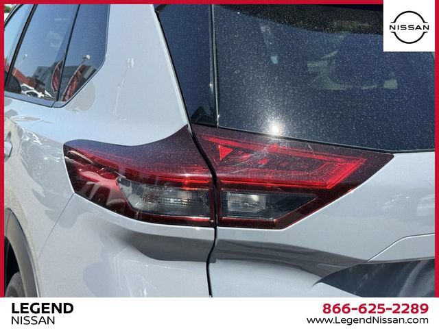 Used 2023 Nissan Rogue Platinum w/ Platinum Premium Package AWD/4WD image 11