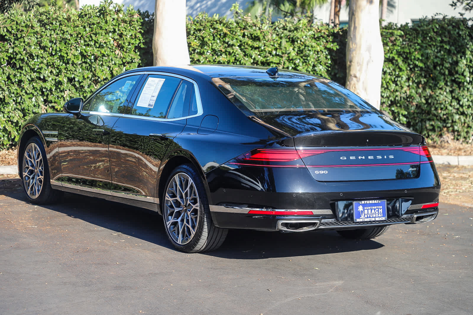 Used 2023 Genesis G90 3.5T AWD/4WD image 8