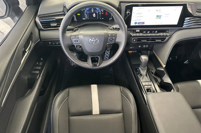 Used 2026 Toyota Camry SE w/ Multimedia Upgrade Package FWD image 12