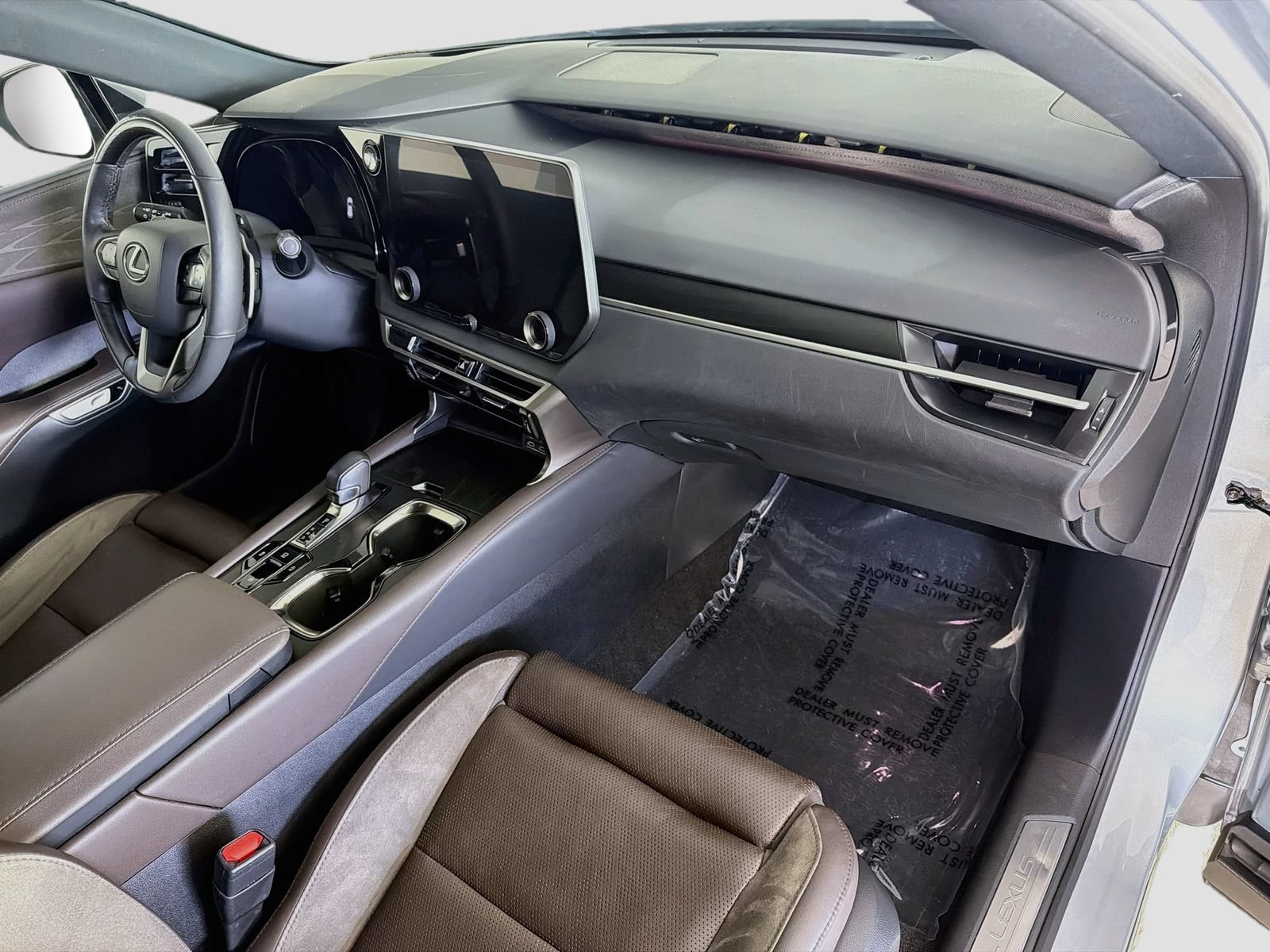Used 2023 Lexus RX 350 FWD w/ Cold Area Package image 30