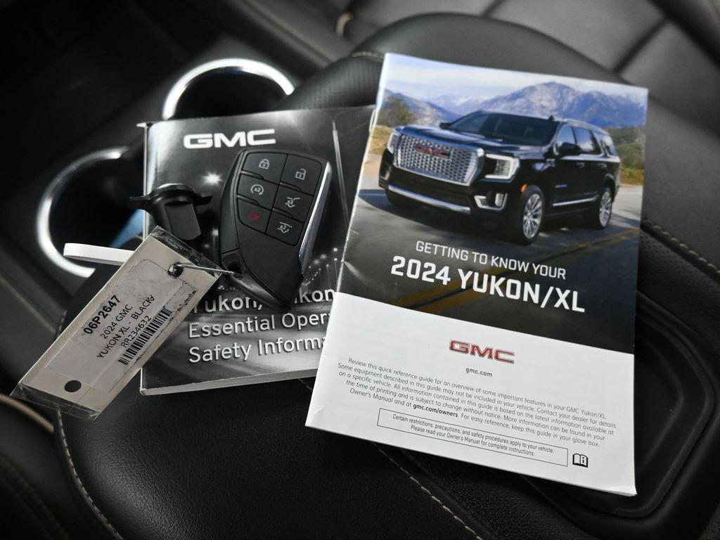 Used 2024 GMC Yukon XL SLT image 43