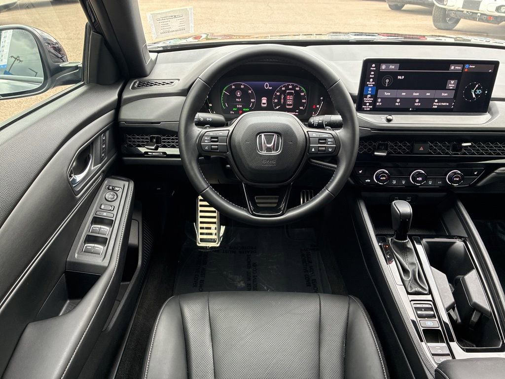 Used 2023 Honda Accord Sport image 14