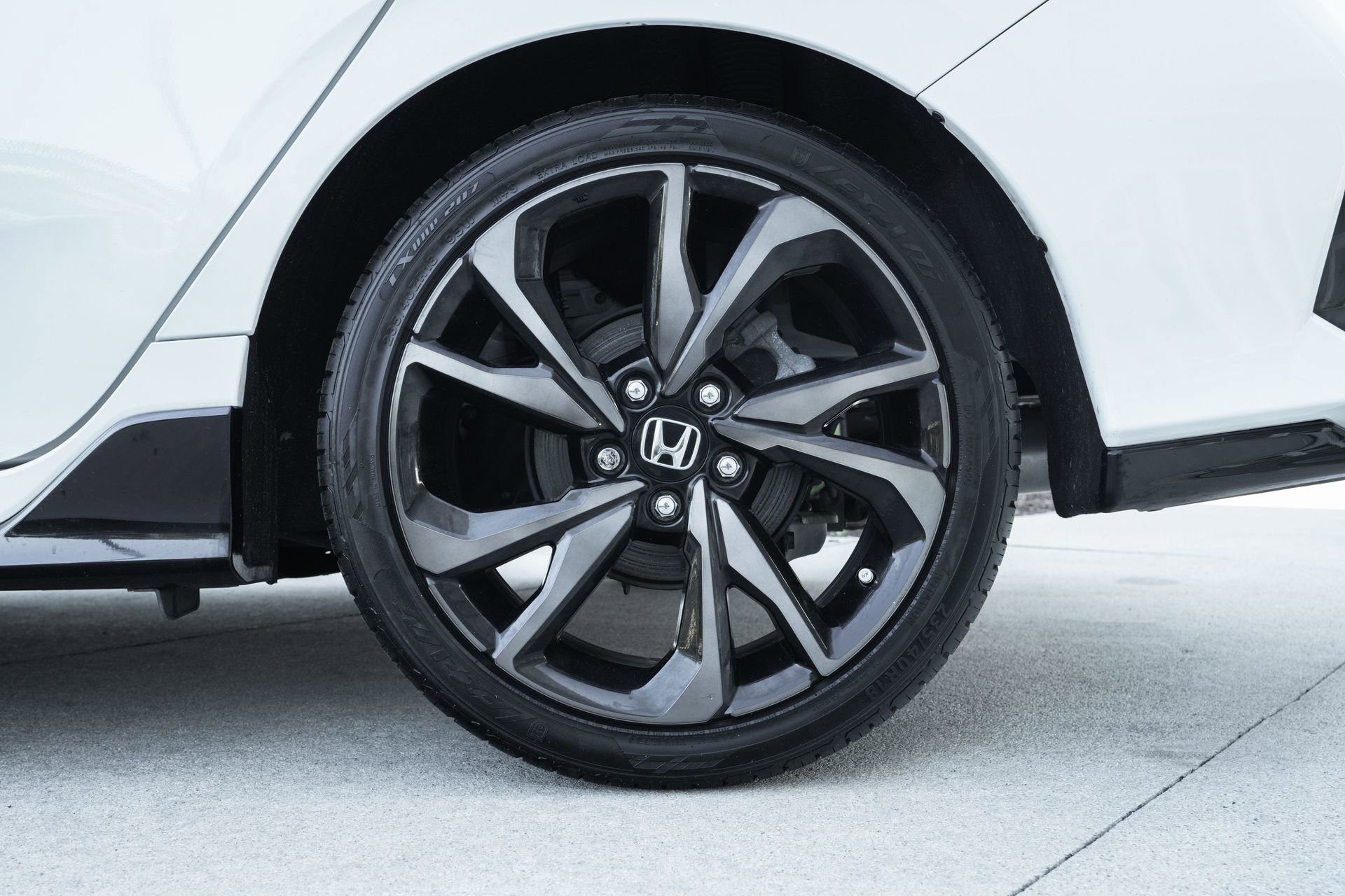 Used 2018 Honda Civic Sport image 29