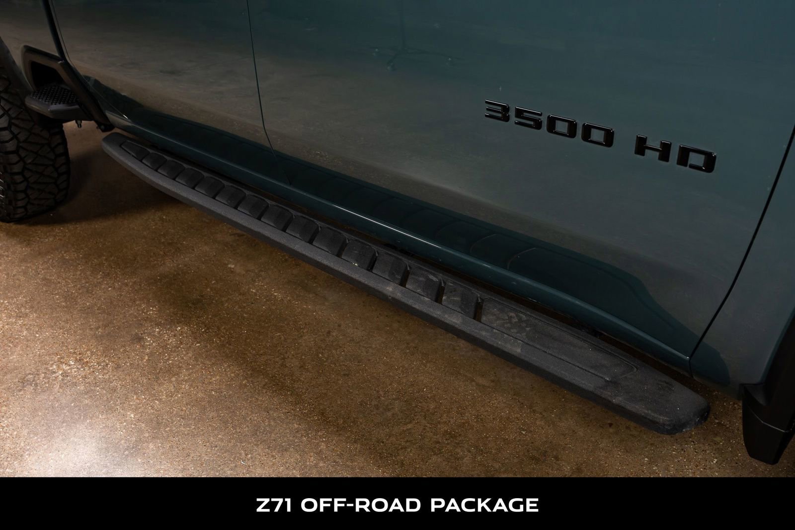 Used 2025 Chevrolet Silverado 3500 LTZ w/ LTZ Plus Package image 13