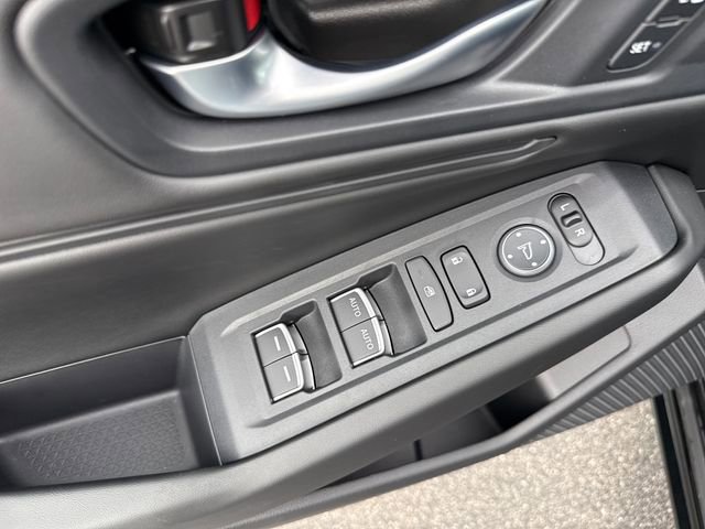 Used 2025 Honda Accord EX-L image 10