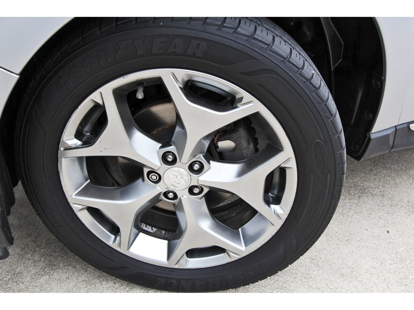Used 2015 Subaru Forester 2.5i Touring w/ Eyesight & Navigation System AWD/4WD image 28