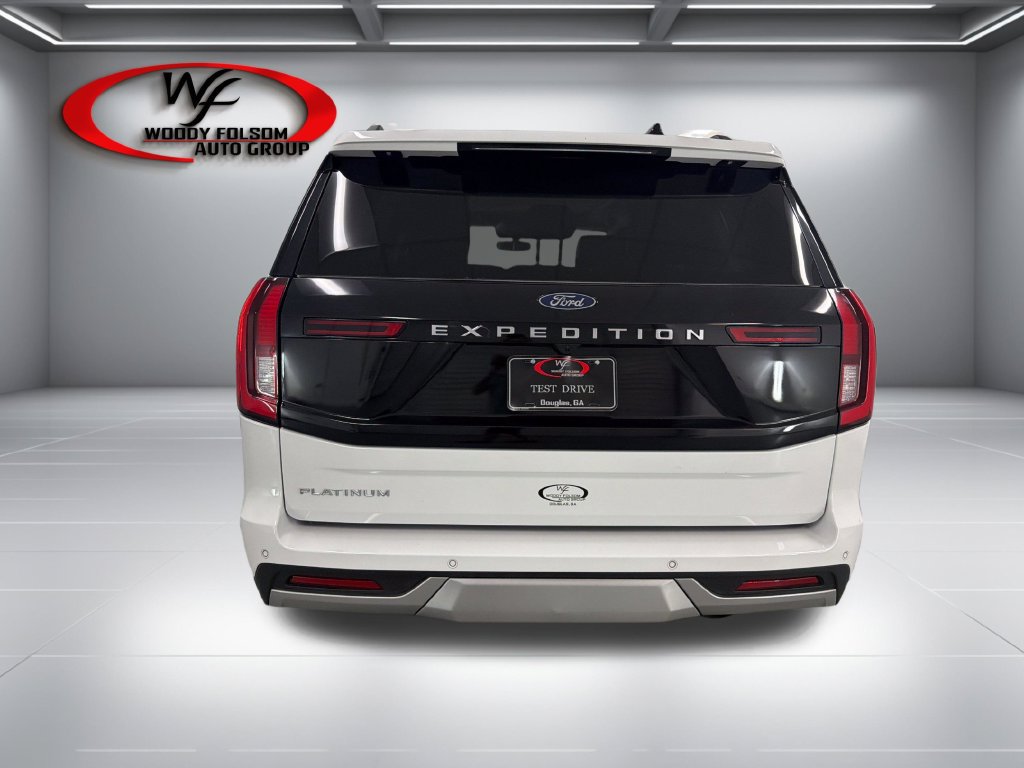 Used 2025 Ford Expedition Platinum AWD/4WD image 7